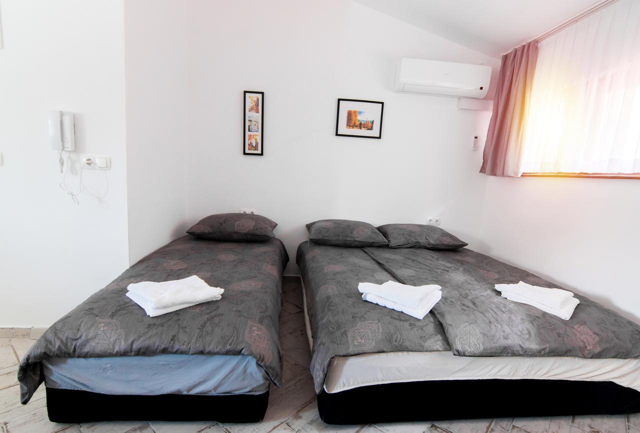 Adna & Amna Apartment Sarajevo Exteriör bild